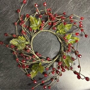 Lucite Pepperberry Wired Candle Ring Wreath Red Beads and Leaves Christmas